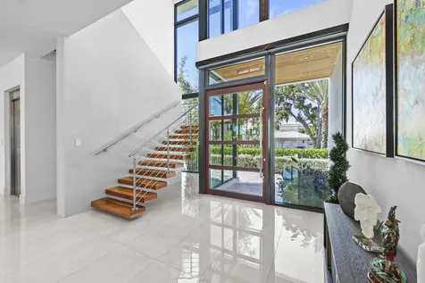 2863 NE 27th Street Fort Lauderdale FL 33306