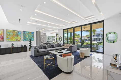 2863 NE 27th Street Fort Lauderdale FL 33306