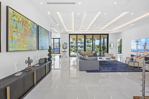 2863 NE 27th Street Fort Lauderdale FL 33306