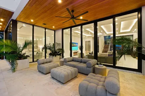 2863 NE 27th Street Fort Lauderdale FL 33306