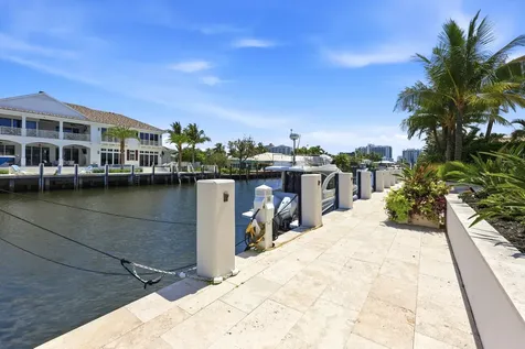 2863 NE 27th Street Fort Lauderdale FL 33306