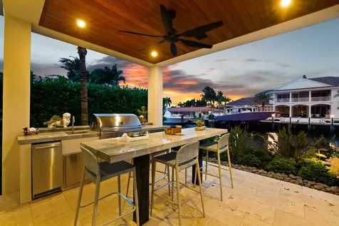 2863 NE 27th Street Fort Lauderdale FL 33306