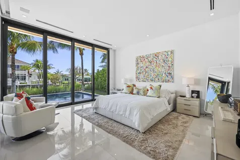2863 NE 27th Street Fort Lauderdale FL 33306
