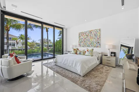 2863 NE 27th Street Fort Lauderdale FL 33306