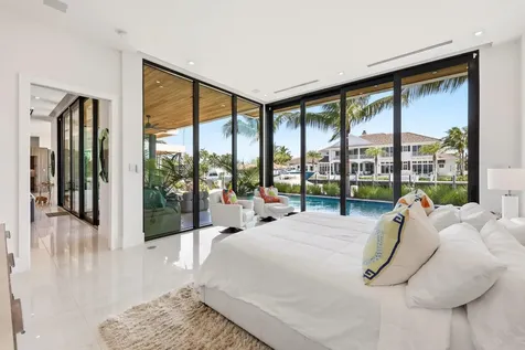 2863 NE 27th Street Fort Lauderdale FL 33306