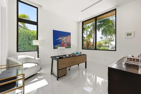 2863 NE 27th Street Fort Lauderdale FL 33306