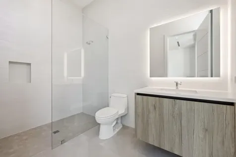 2863 NE 27th Street Fort Lauderdale FL 33306