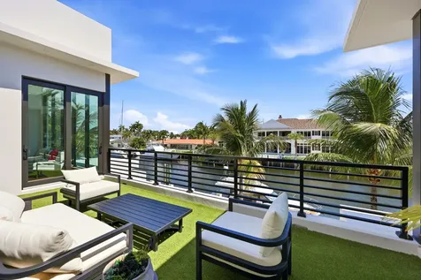 2863 NE 27th Street Fort Lauderdale FL 33306