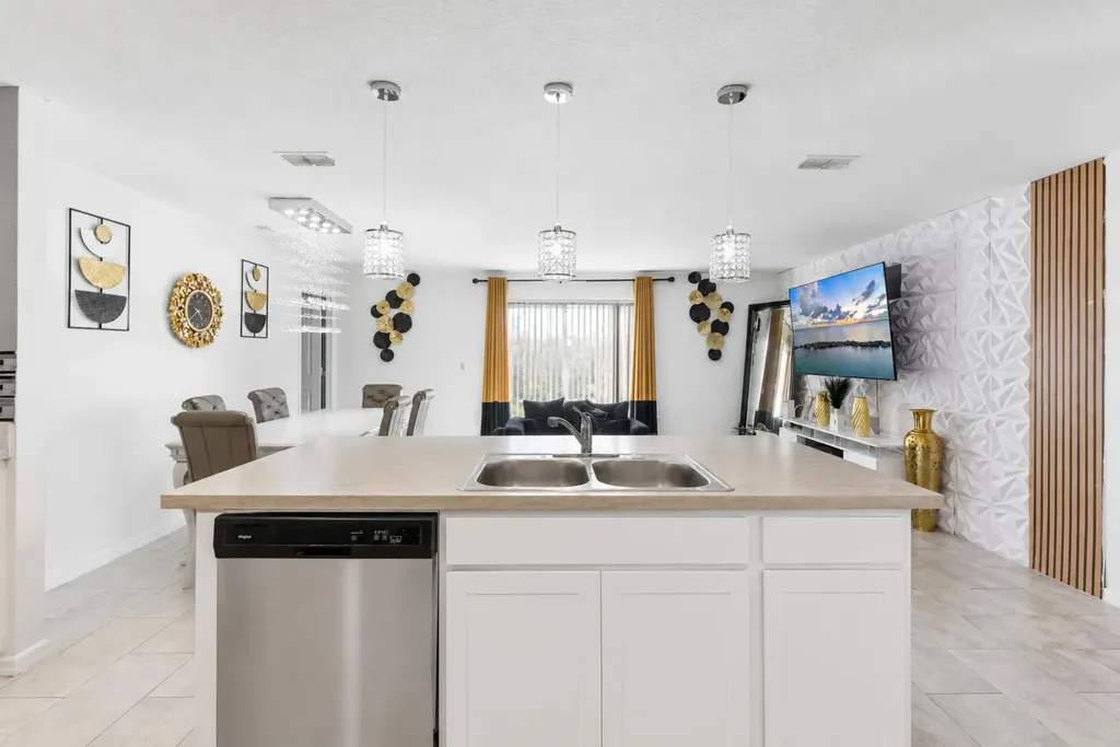 1122 SW Del Rio Boulevard Port St Lucie FL 34953