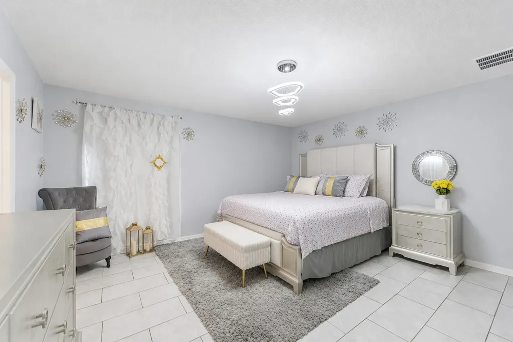 1122 SW Del Rio Boulevard Port St Lucie FL 34953