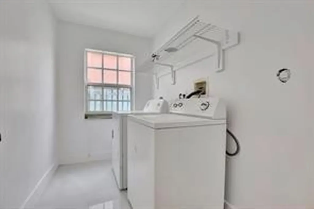 2410 NW 137th Terrace Sunrise FL 33323