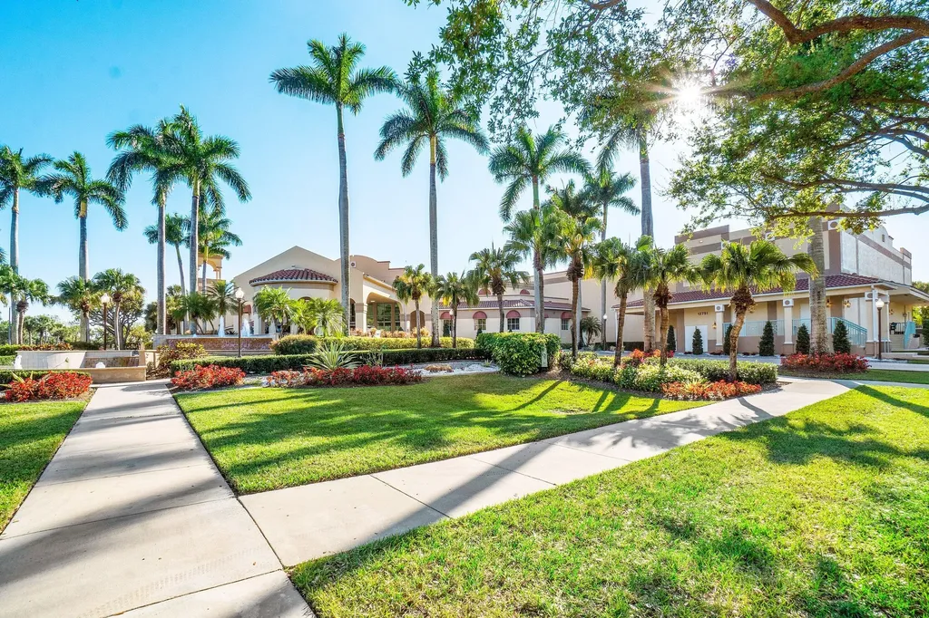 12560 Majesty Circle Boynton Beach FL 33437