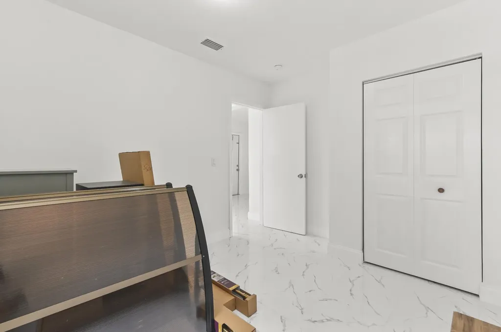 515 Putnam Road West Palm Beach FL 33405