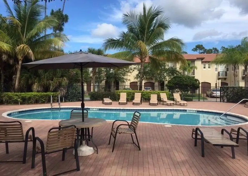 2812 Eagle Rock Circle West Palm Beach FL 33411