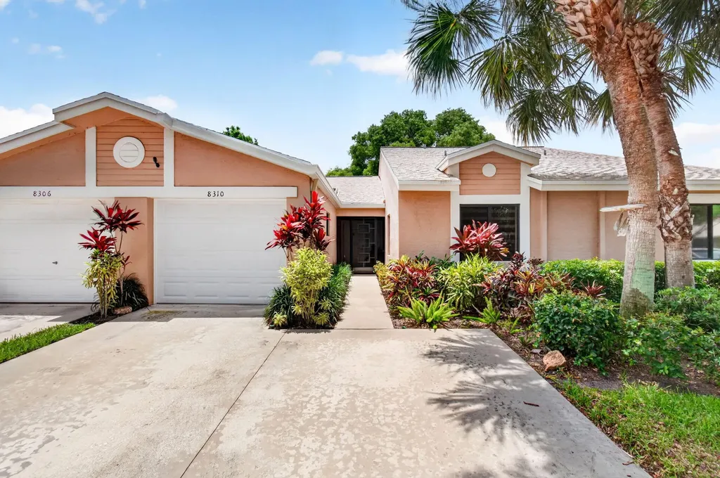 8310 Springlake Drive Boca Raton FL 33496