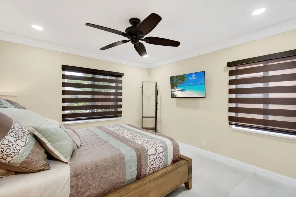 8310 Springlake Drive Boca Raton FL 33496
