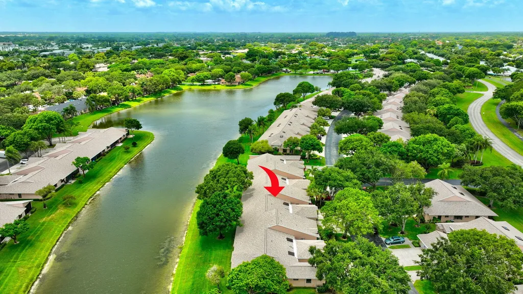 8310 Springlake Drive Boca Raton FL 33496