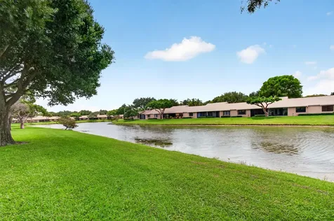 8310 Springlake Drive Boca Raton FL 33496
