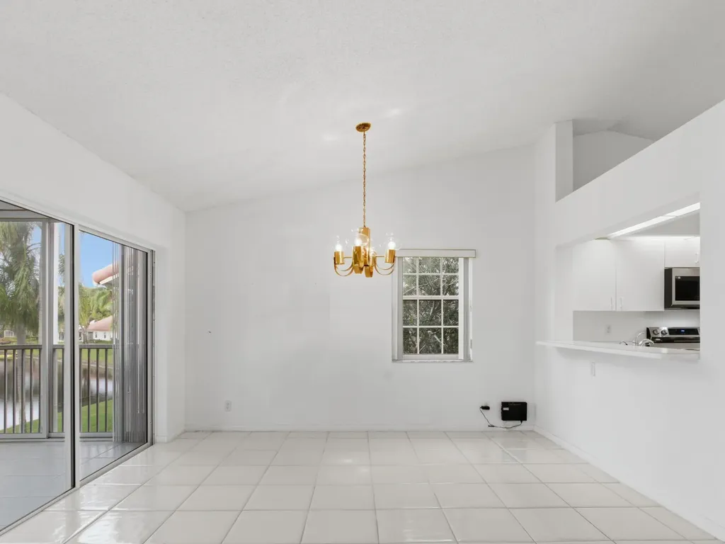 14383 Via Royal Delray Beach FL 33446