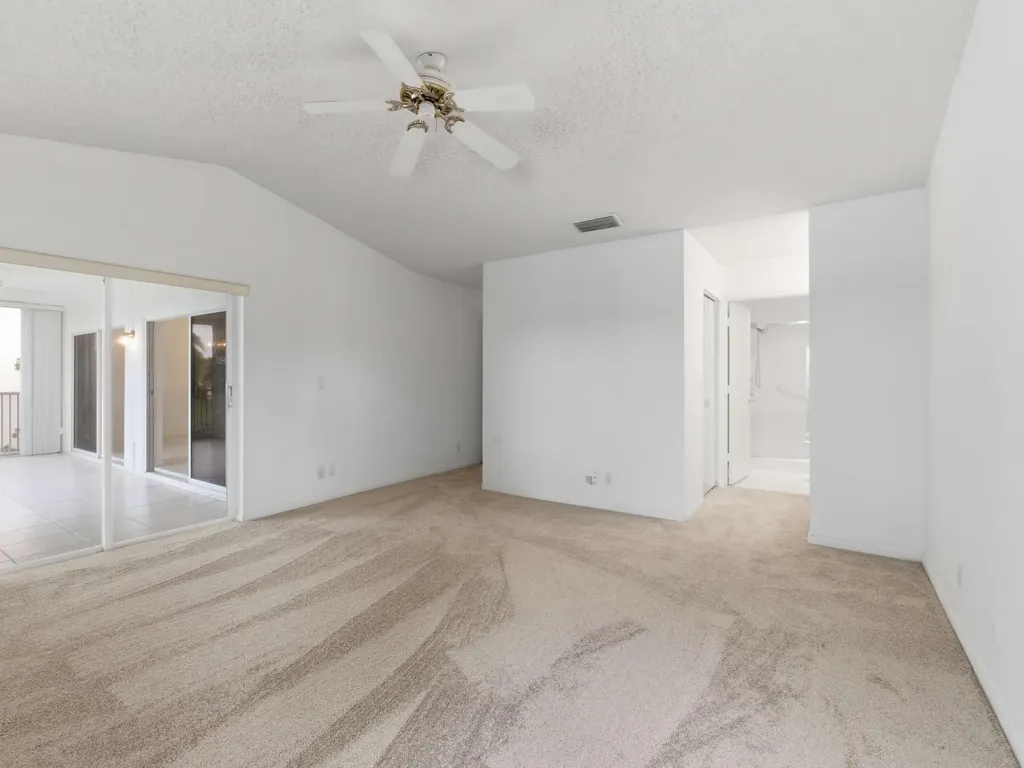 14383 Via Royal Delray Beach FL 33446