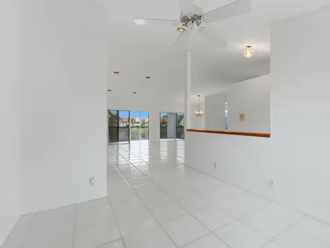 14383 Via Royal Delray Beach FL 33446
