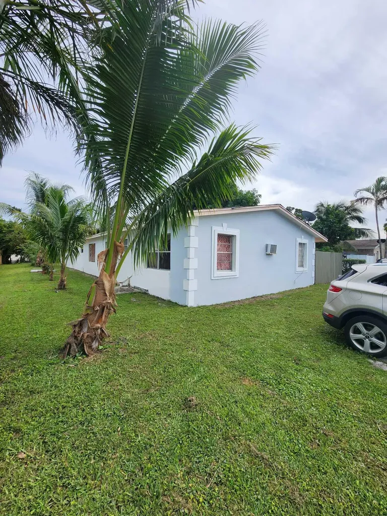 3386 Rudolph Road Lake Worth Beach FL 33461