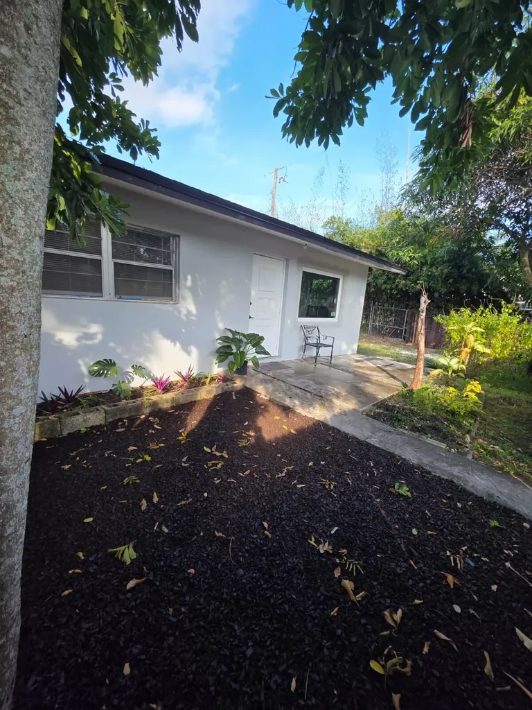 3386 Rudolph Road Lake Worth Beach FL 33461