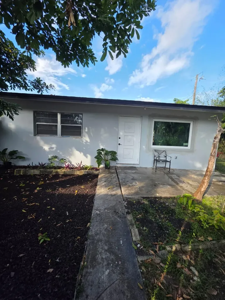 3386 Rudolph Road Lake Worth Beach FL 33461