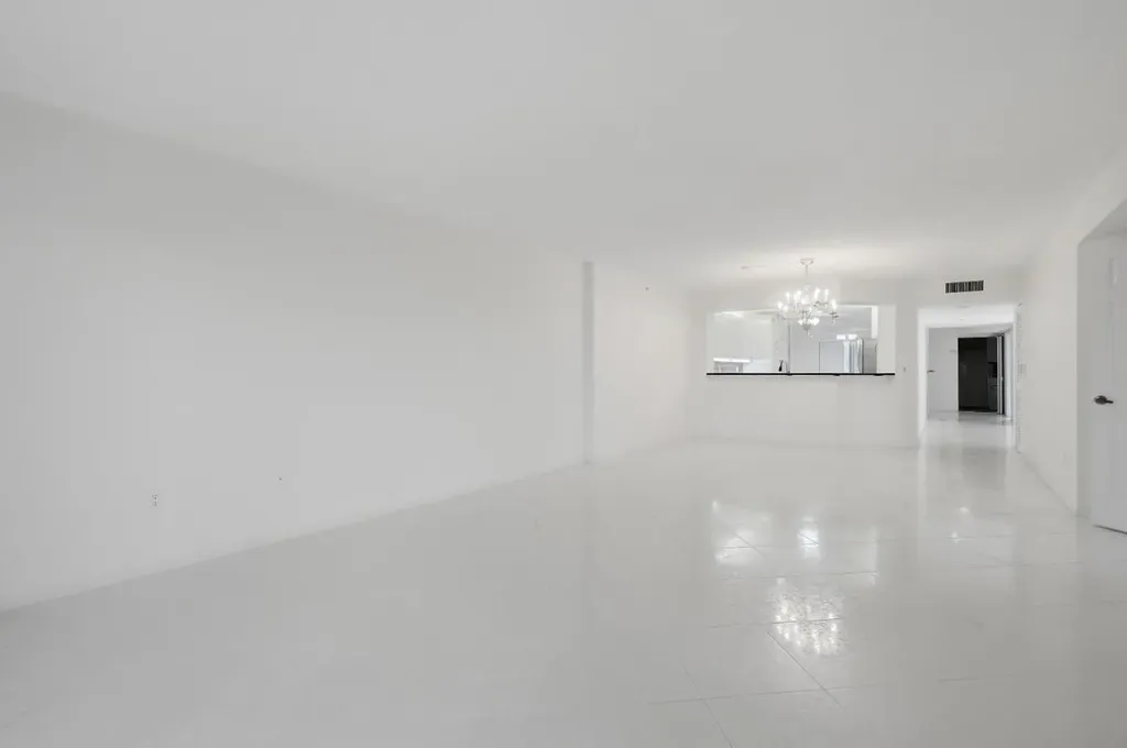 7649 E Granville Drive Tamarac FL 33321