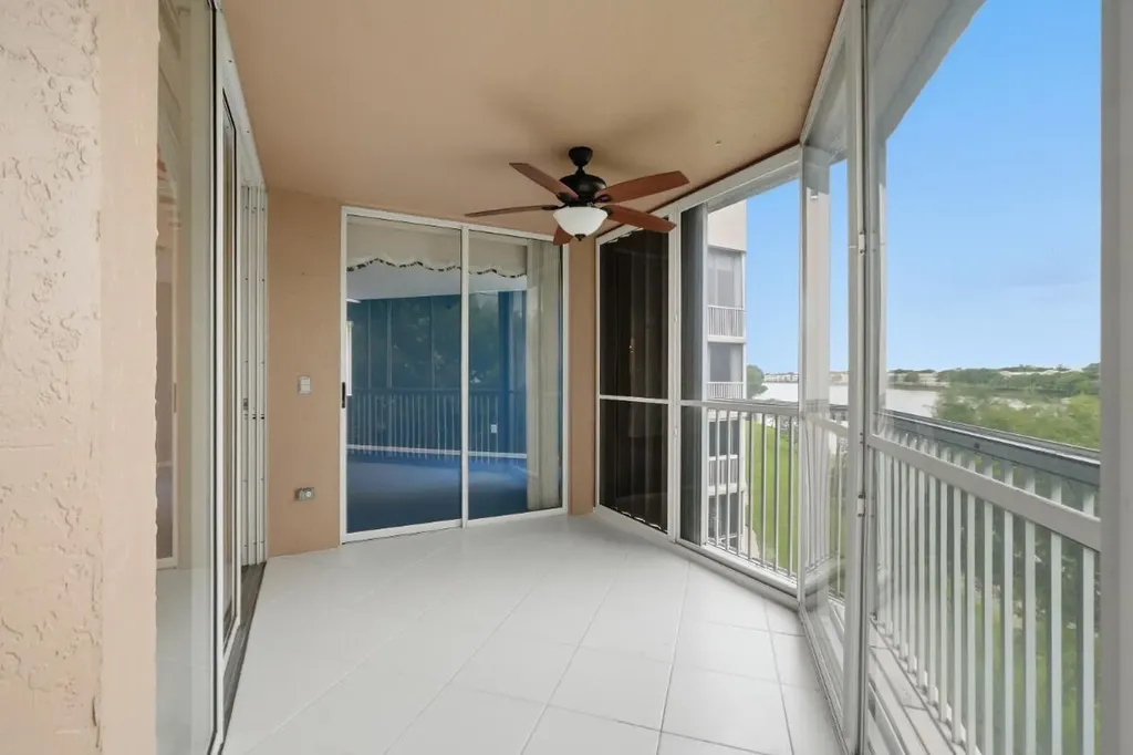7649 E Granville Drive Tamarac FL 33321