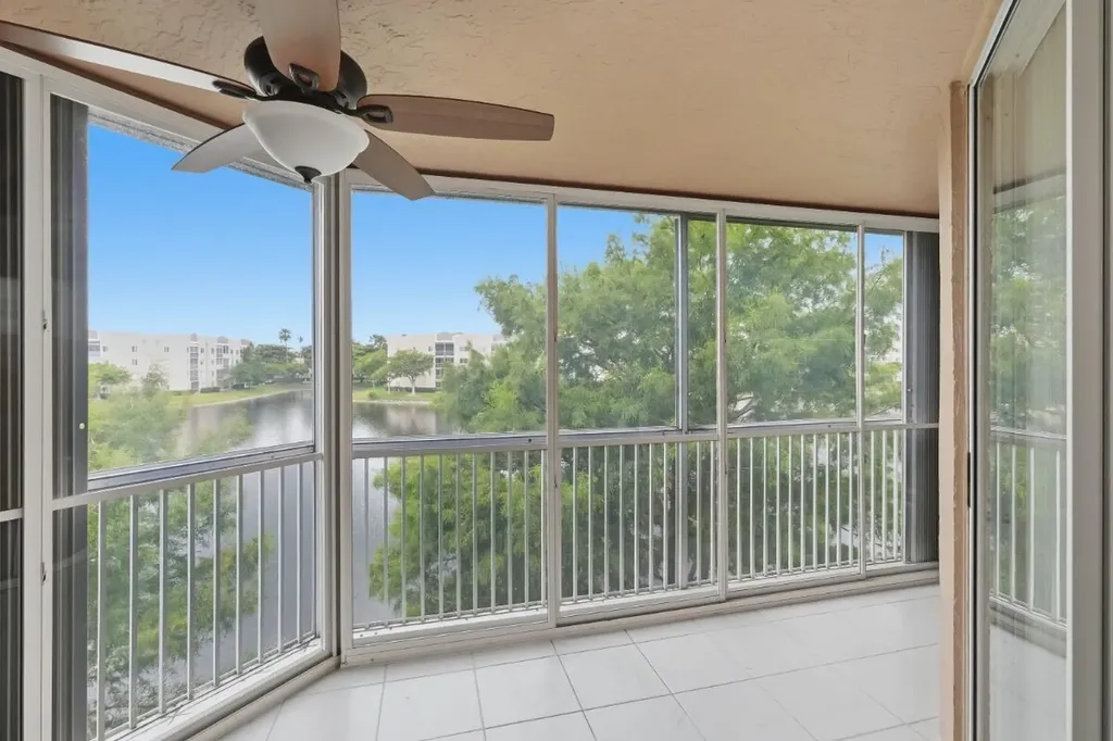7649 E Granville Drive Tamarac FL 33321