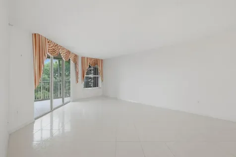 7649 E Granville Drive Tamarac FL 33321