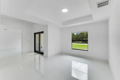 2702 50th Street SW Lehigh Acres FL 33976