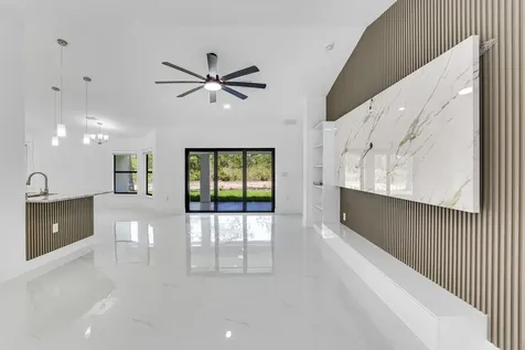 2702 50th Street SW Lehigh Acres FL 33976