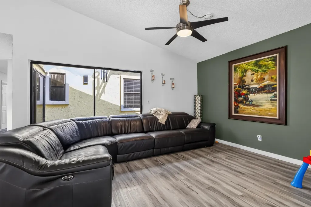 1055 NW 18th Avenue Delray Beach FL 33445