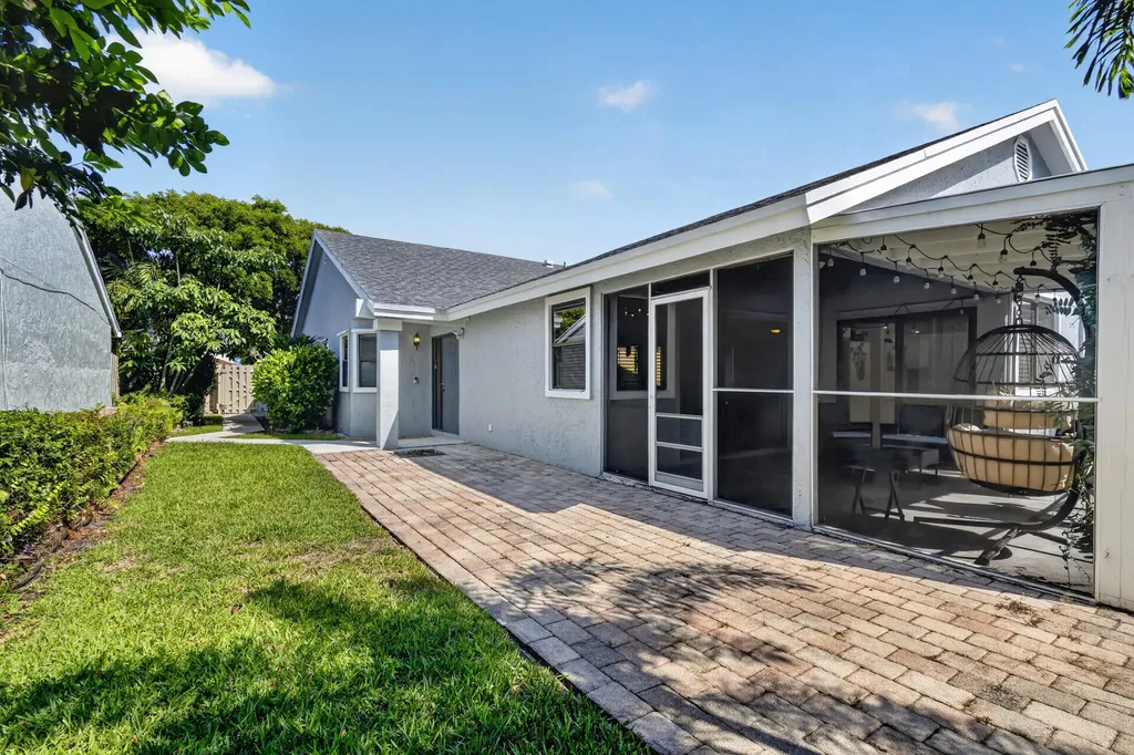 1055 NW 18th Avenue Delray Beach FL 33445