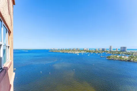 2640 Lake Shore Drive Riviera Beach FL 33404