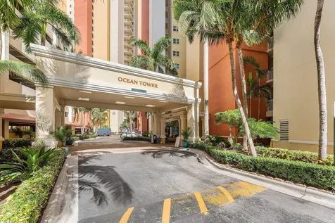 2640 Lake Shore Drive Riviera Beach FL 33404
