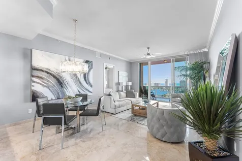 2640 Lake Shore Drive Riviera Beach FL 33404