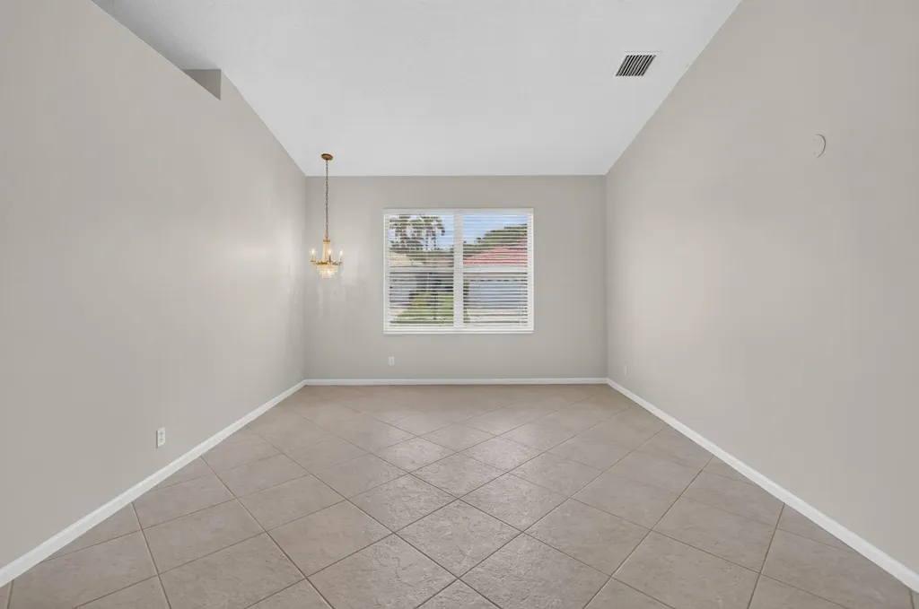 9729 Lemonwood Way Boynton Beach FL 33437