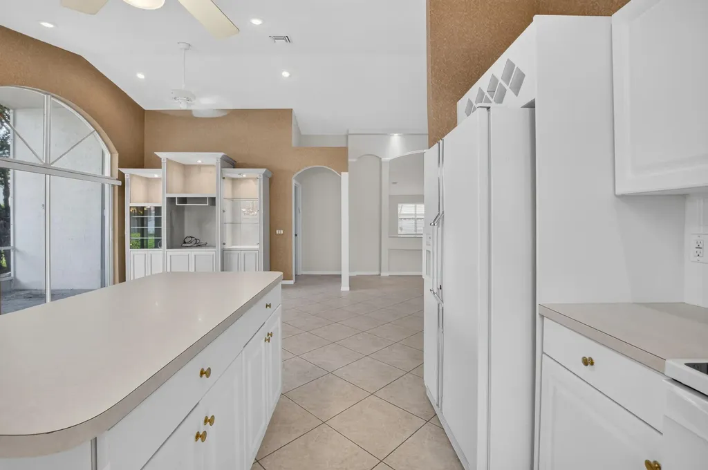 9729 Lemonwood Way Boynton Beach FL 33437