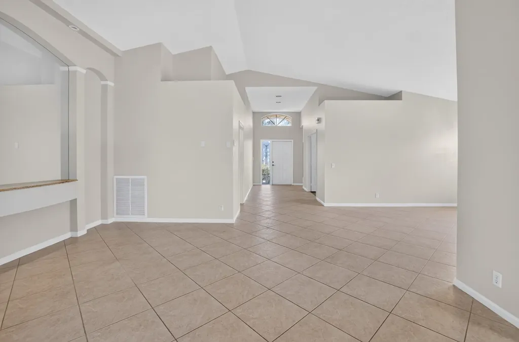 9729 Lemonwood Way Boynton Beach FL 33437