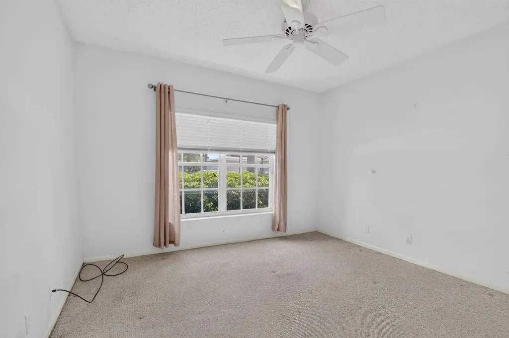 9729 Lemonwood Way Boynton Beach FL 33437