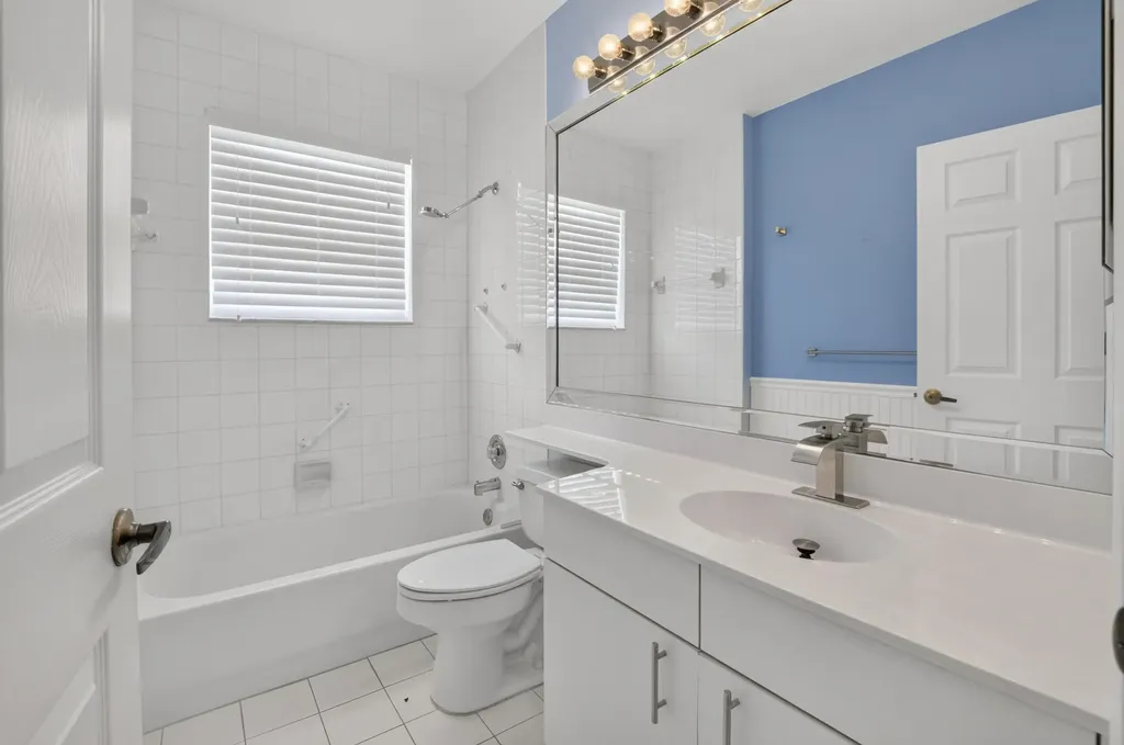 9729 Lemonwood Way Boynton Beach FL 33437