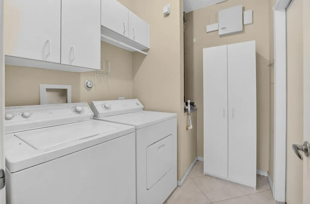 9729 Lemonwood Way Boynton Beach FL 33437