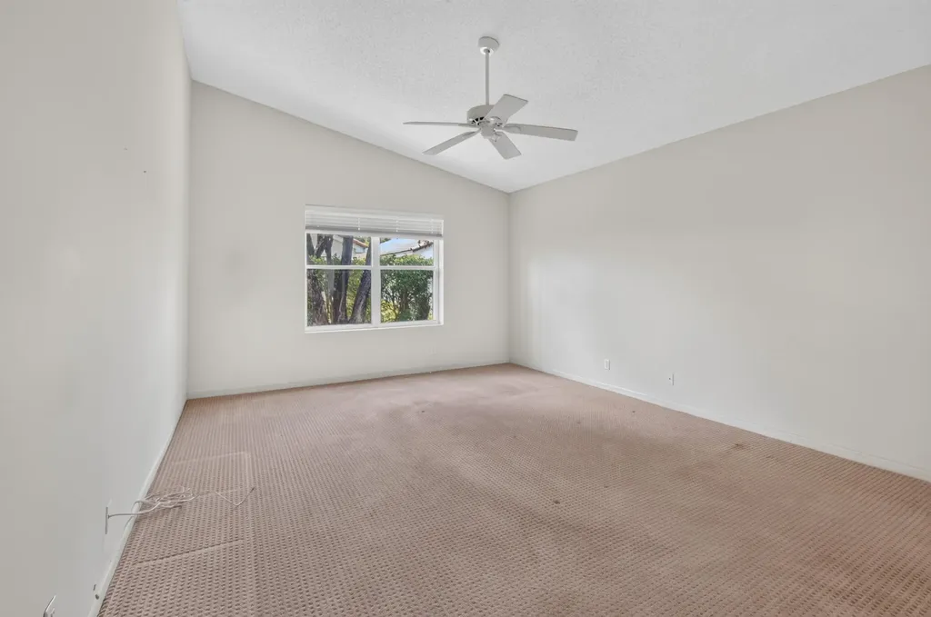 9729 Lemonwood Way Boynton Beach FL 33437