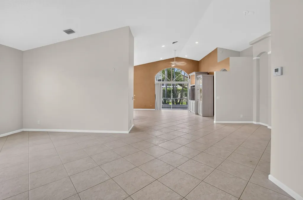 9729 Lemonwood Way Boynton Beach FL 33437