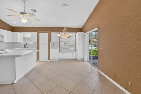 9729 Lemonwood Way Boynton Beach FL 33437