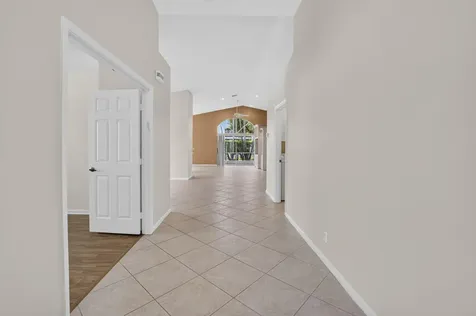 9729 Lemonwood Way Boynton Beach FL 33437