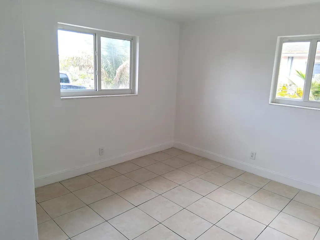 1837 Gardenia Road Fort Lauderdale FL 33317